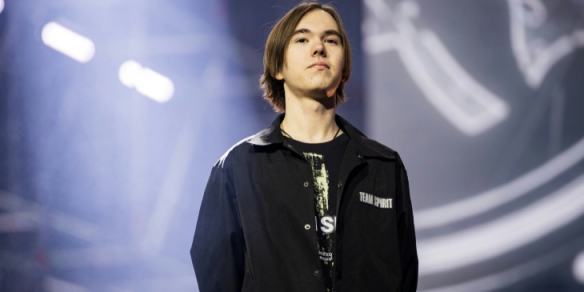 Bilibili Gaming 官方： 与 Wei 签订续约至 2026 年！